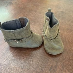 Carters Booties size 6-9 months